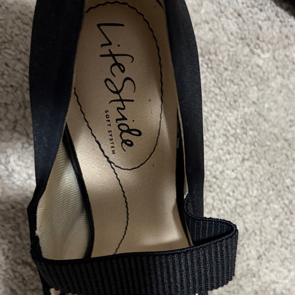 Life Stride Women's Black Heels